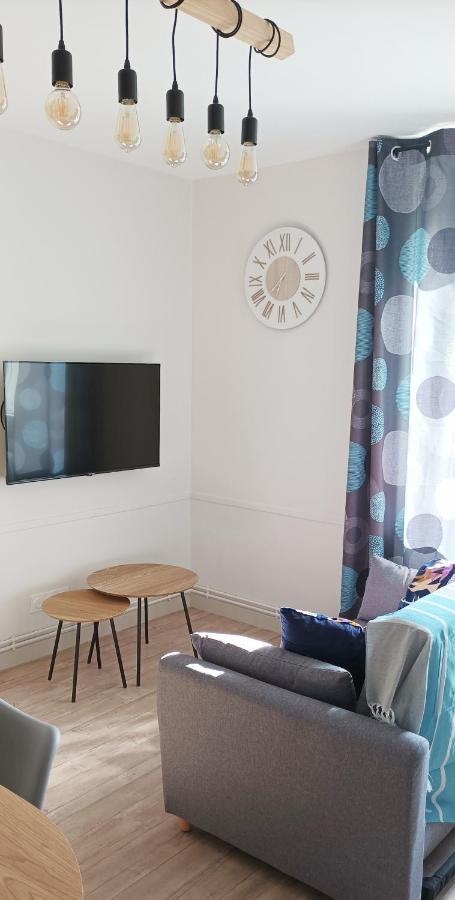 Loudeac : Appartement T2 Chaleureux Centre Ville Zewnętrze zdjęcie